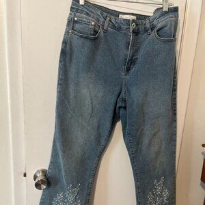 CATO EST 1946 DENIM HIGH WAIST FREY/PEARL LEG SZ 12